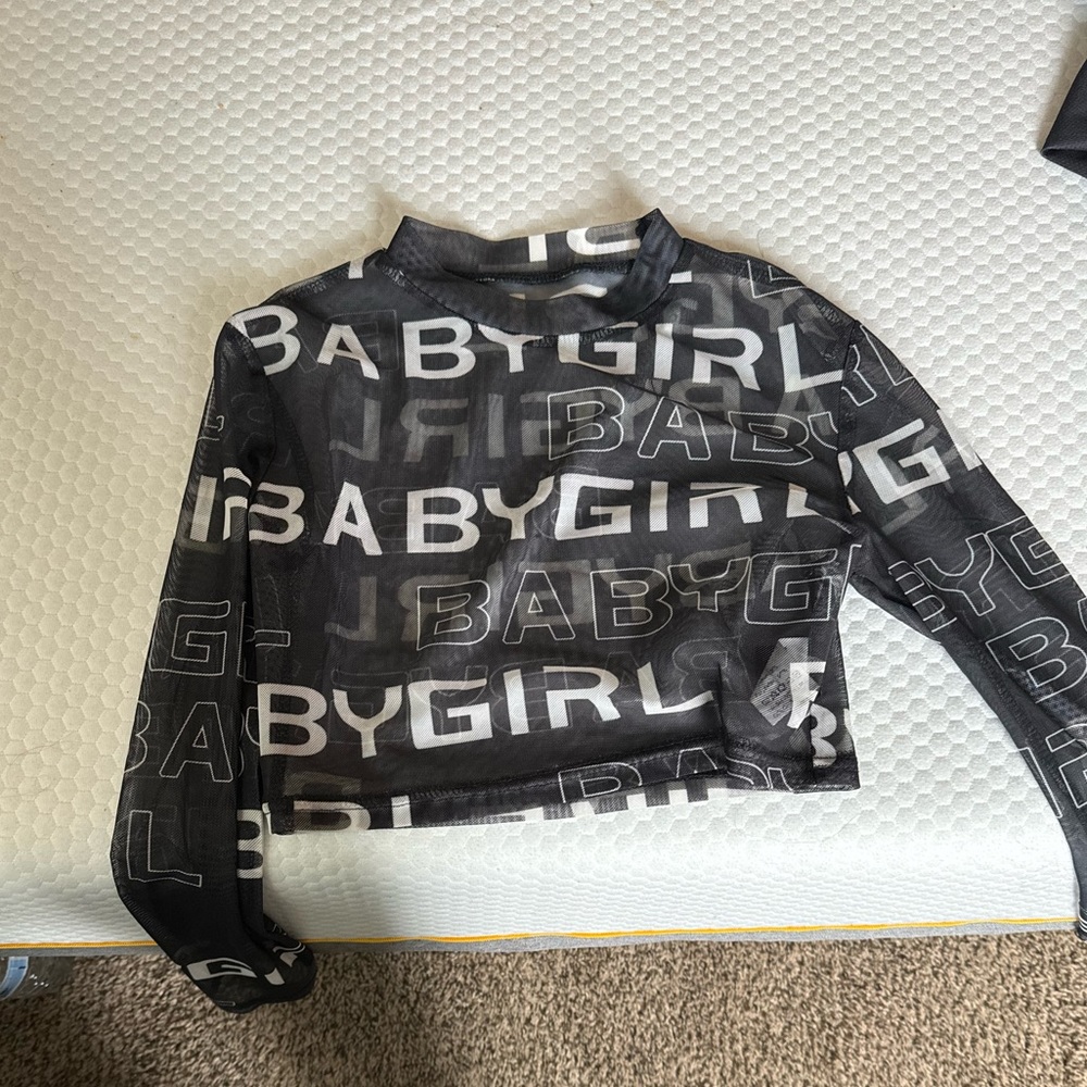 Mesh like top